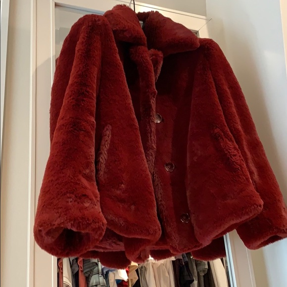 BURBERRY •HOST PICK•// SOLD - Picture 4 of 9